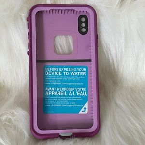 iPhone XS Max Lifeproof Case